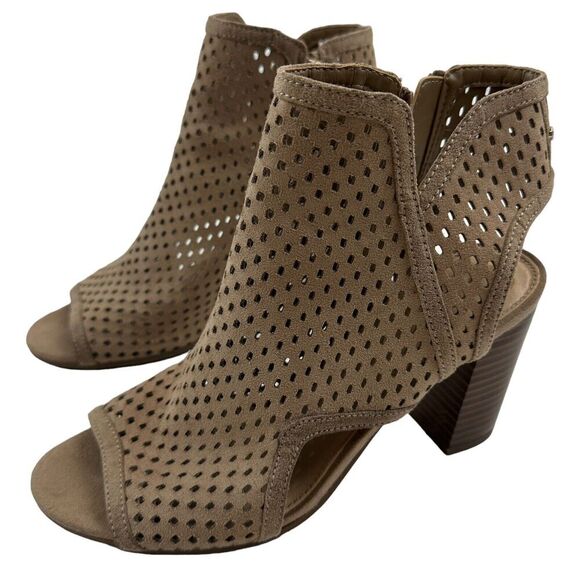 Circus by Sam Edelman Emerson Peep Toe Bootie Brown Block Heel Perforated 6.5M - Picture 1 of 9